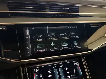 AUDI A8 60 TFSIe quattro Tiptronic Matrix ACC HuD Pan