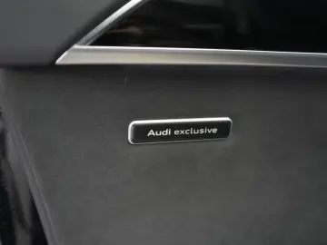 AUDI A8 60 TFSI e quattro S line Leder ACC Pano B&O H