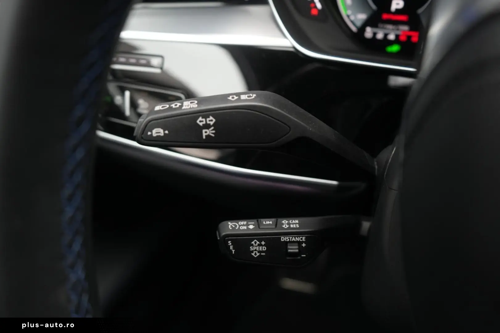 AUDI A8 60 TFSI e quattro S line Leder ACC Pano B&O H