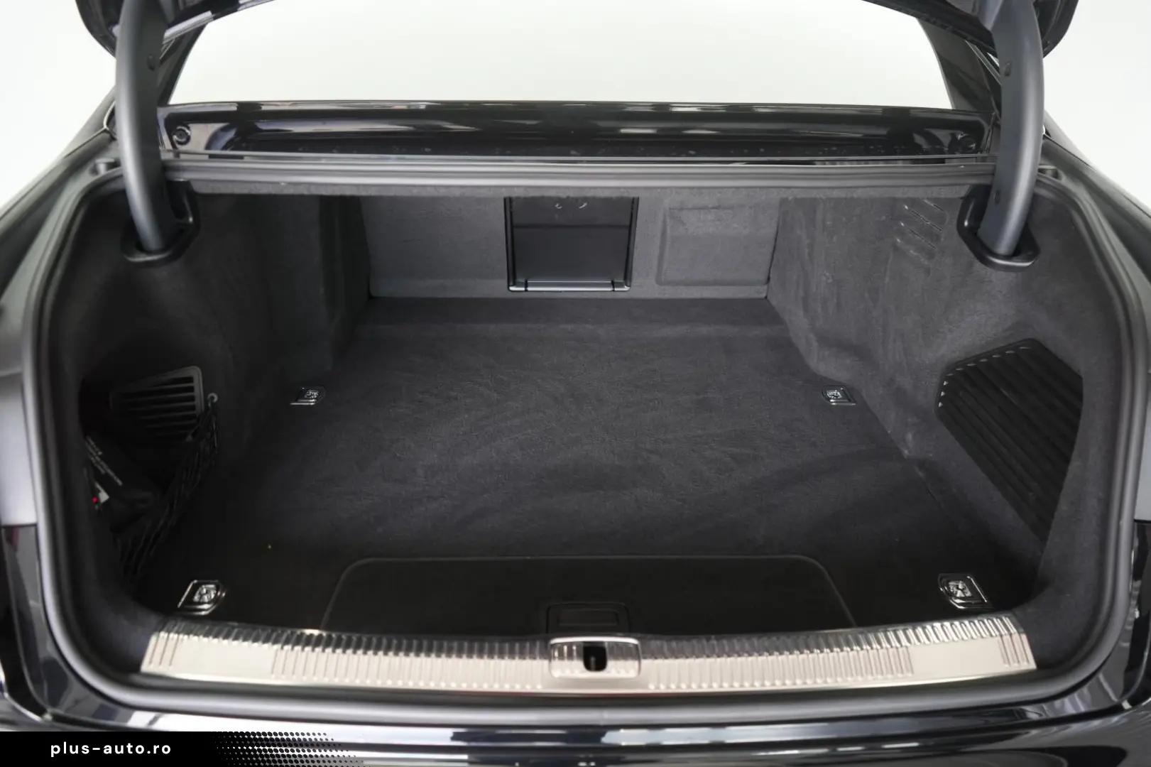 AUDI A8 60 TFSI e quattro S line Leder ACC Pano B&O H