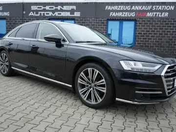 AUDI A8 50 TDI quattro Akustikglas Matrix-LED LEDER