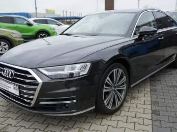 AUDI A8 50 TDI quattro Akustikglas Matrix-LED LEDER