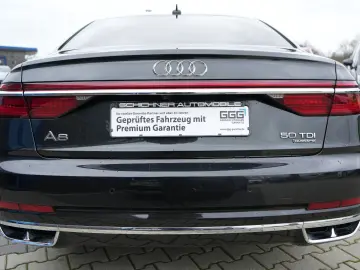 AUDI A8 50 TDI quattro Akustikglas Matrix-LED LEDER