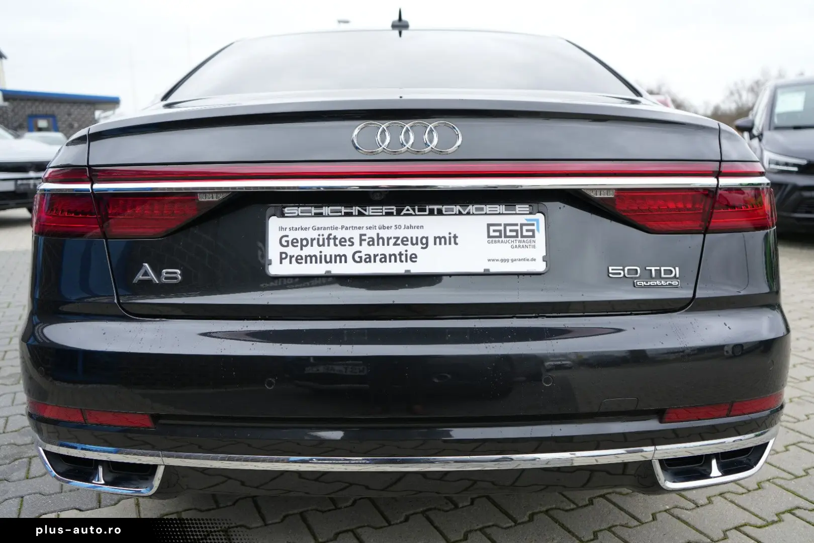 AUDI A8 50 TDI quattro Akustikglas Matrix-LED LEDER