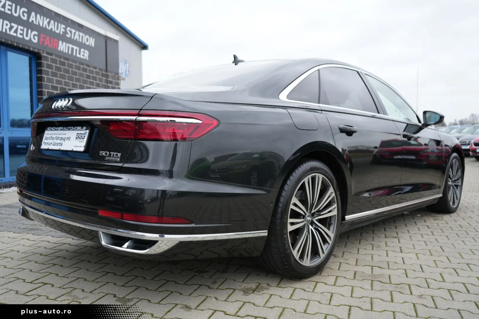 AUDI A8 50 TDI quattro Akustikglas Matrix-LED LEDER