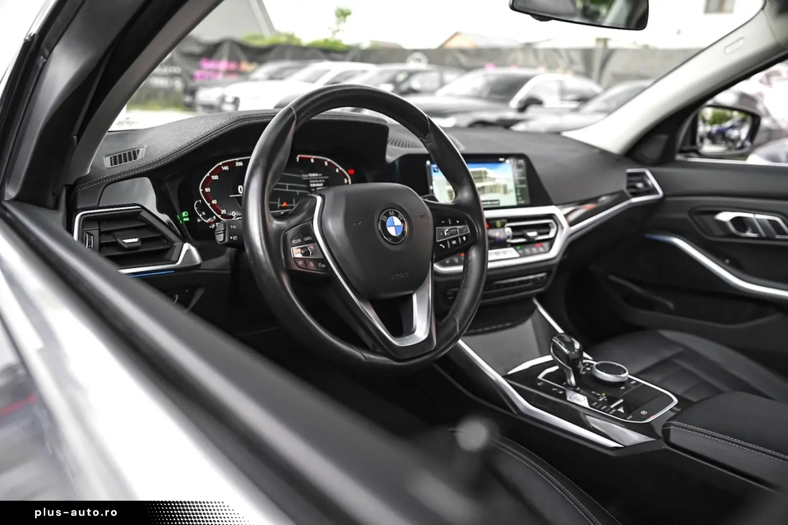 BMW Seria 3 330e Aut. Luxury Line