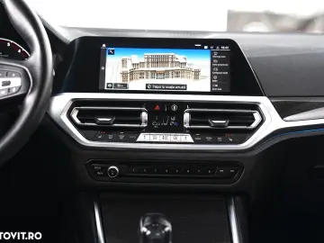 BMW Seria 3 330e Aut. Luxury Line