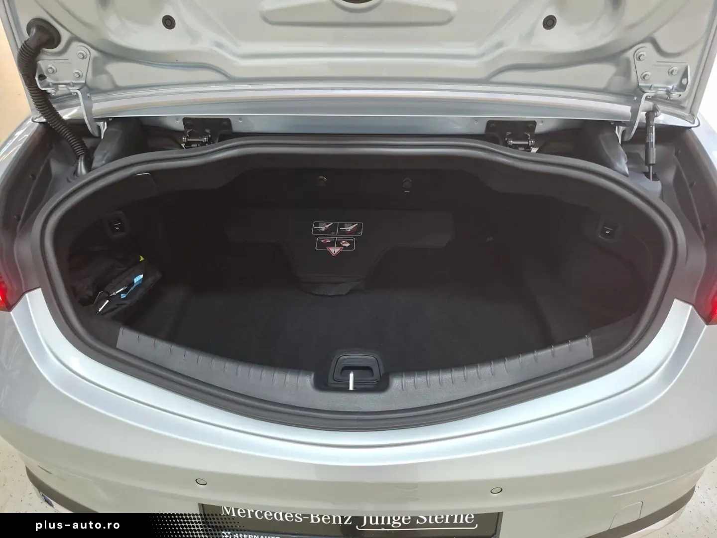 MERCEDES-BENZ CLE 180 Cabriolet