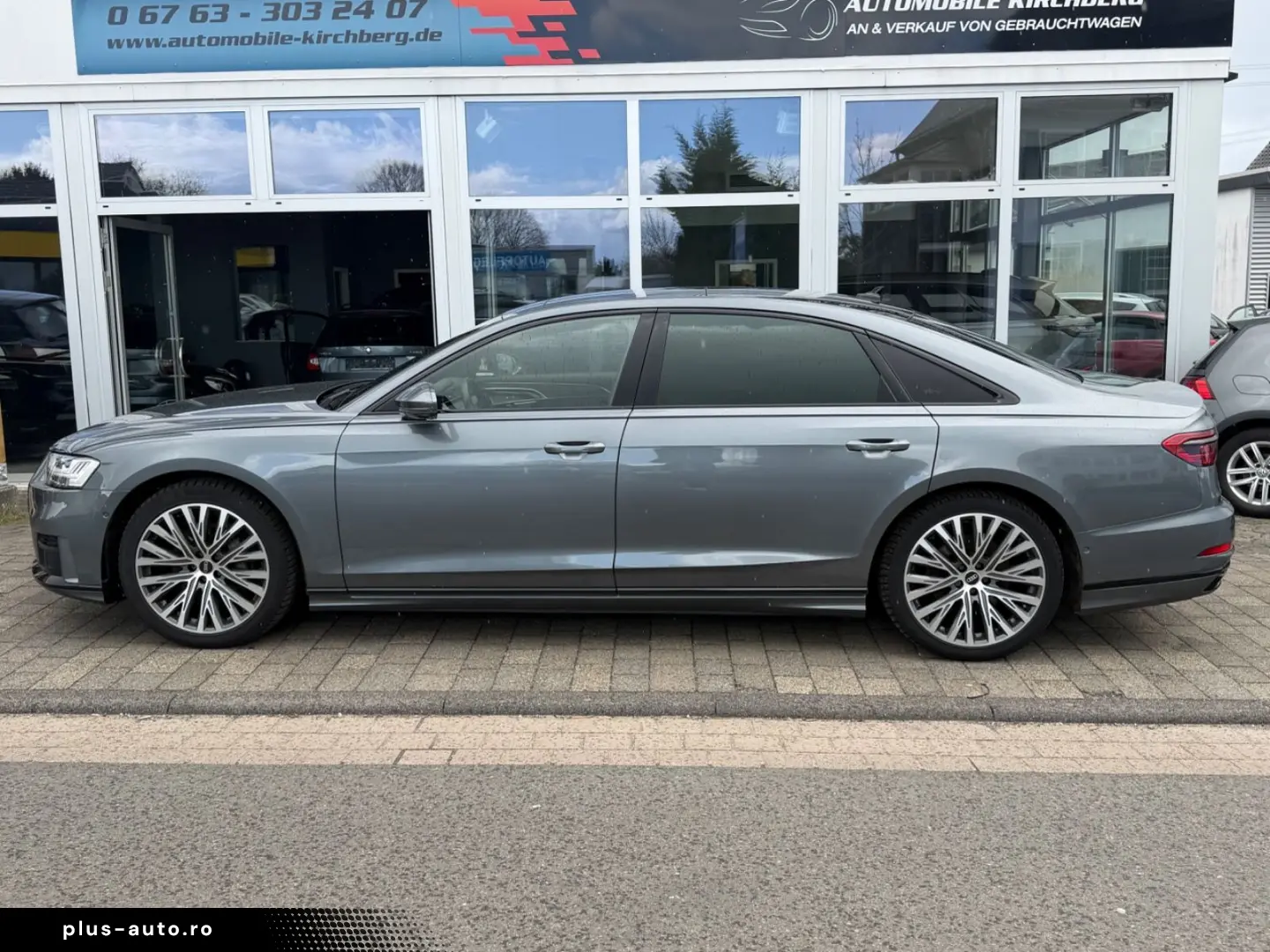 AUDI A8 50 TDI L quattro S line Vollaustattung 2 Hand