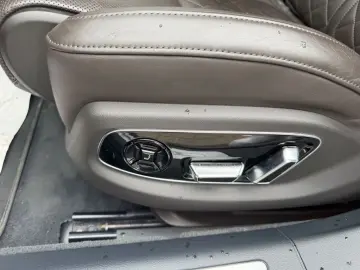 AUDI A8 50 TDI L quattro S line Vollaustattung 2 Hand