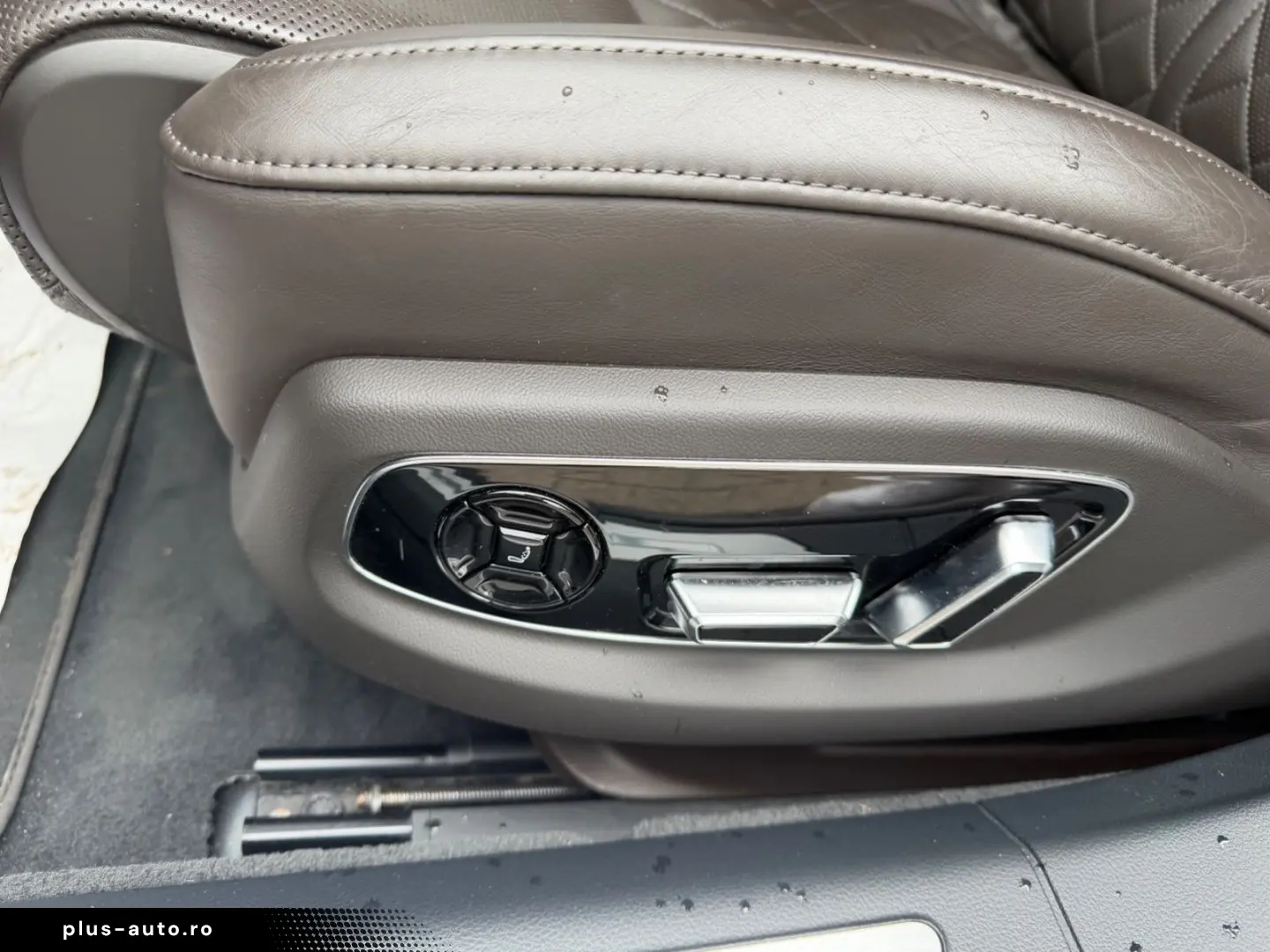 AUDI A8 50 TDI L quattro S line Vollaustattung 2 Hand