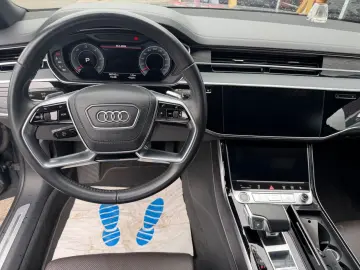 AUDI A8 50 TDI L quattro S line Vollaustattung 2 Hand