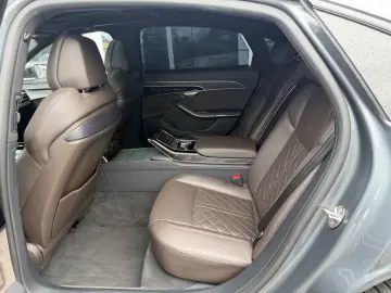 AUDI A8 50 TDI L quattro S line Vollaustattung 2 Hand