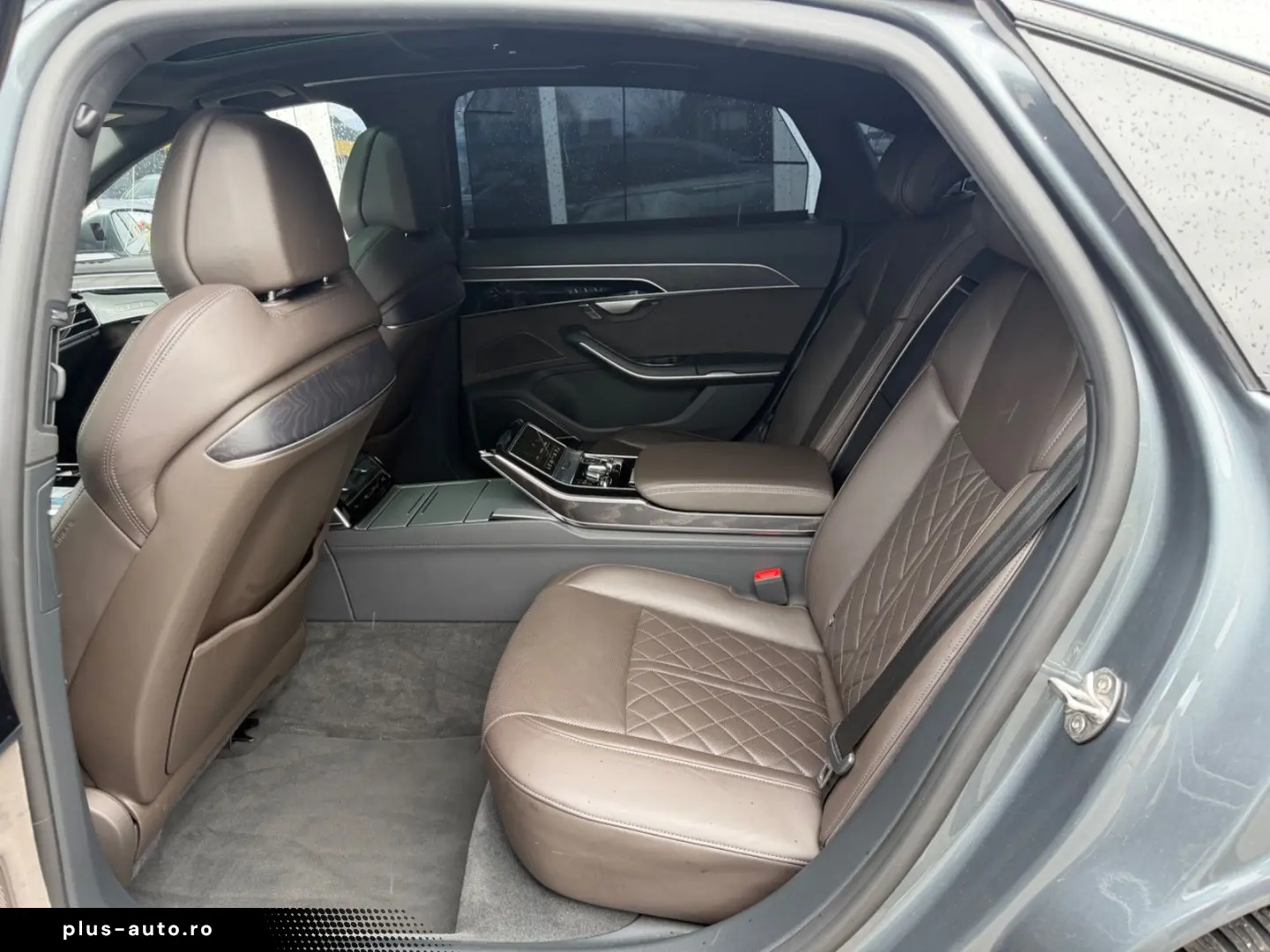 AUDI A8 50 TDI L quattro S line Vollaustattung 2 Hand