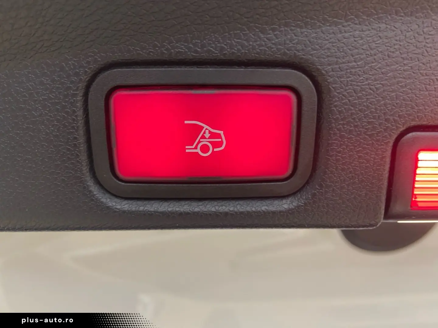MERCEDES-BENZ E 400 d 4M AMG Burm. DISTR Night LED M&hellip;