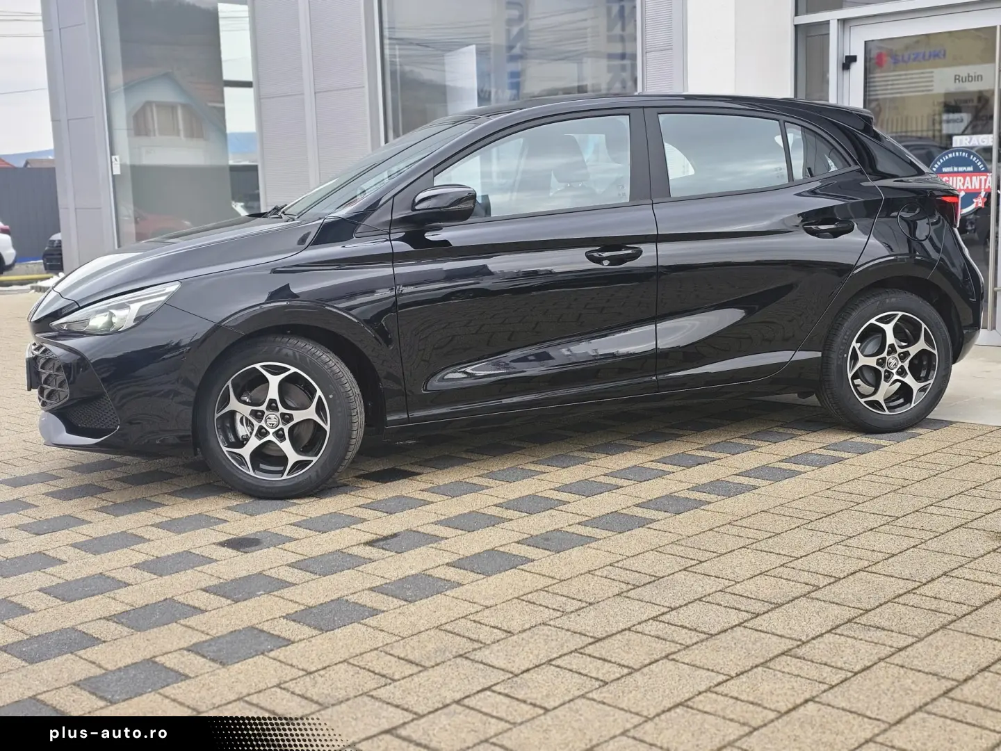 MG3 ICE 5 usi Excite 1.5L MT 114 CP M5