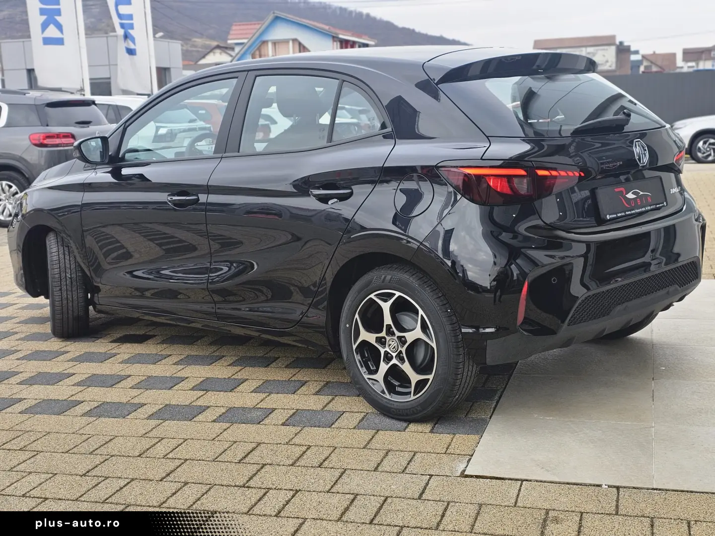 MG3 ICE 5 usi Excite 1.5L MT 114 CP M5
