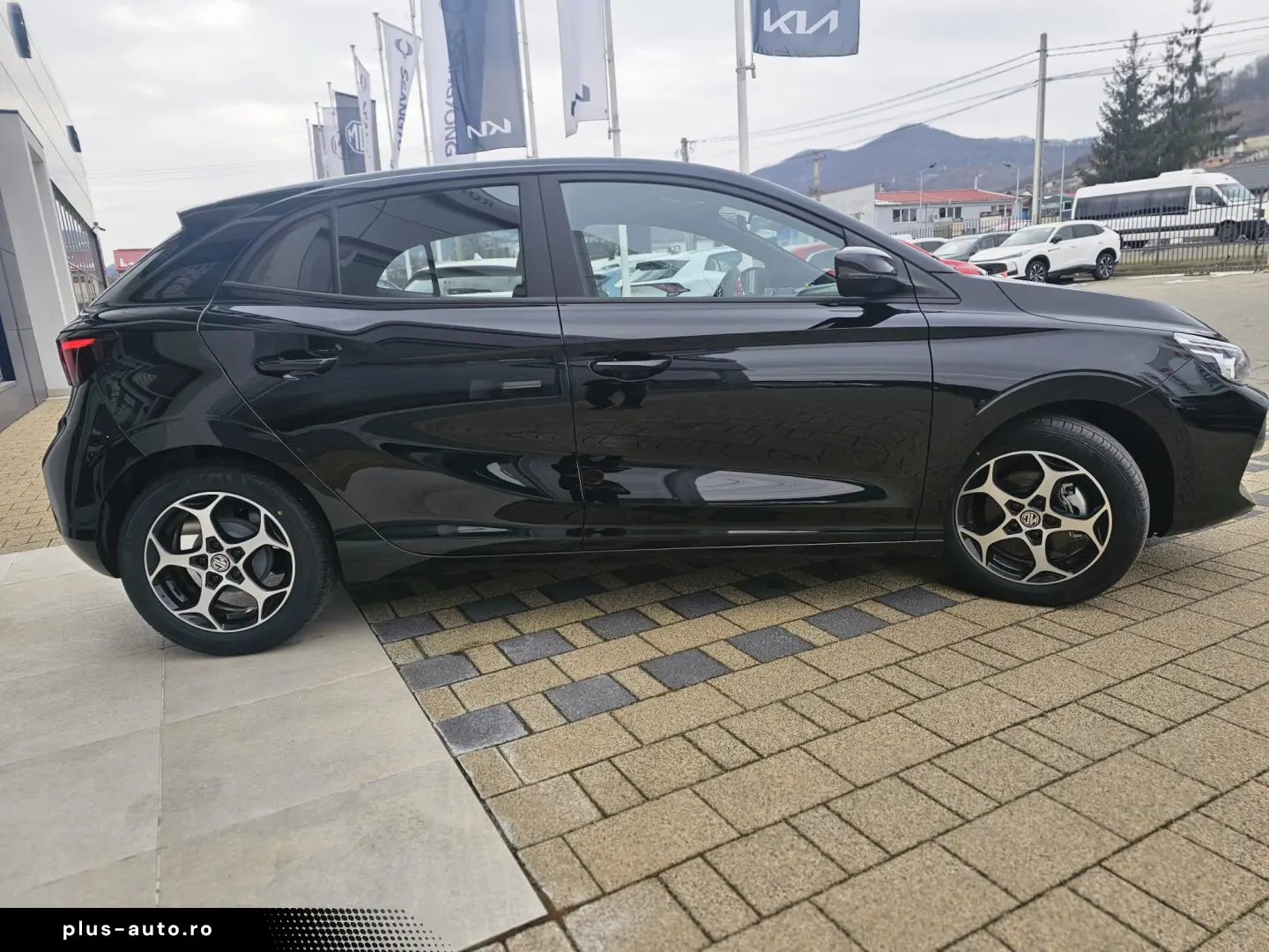 MG3 ICE 5 usi Excite 1.5L MT 114 CP M5