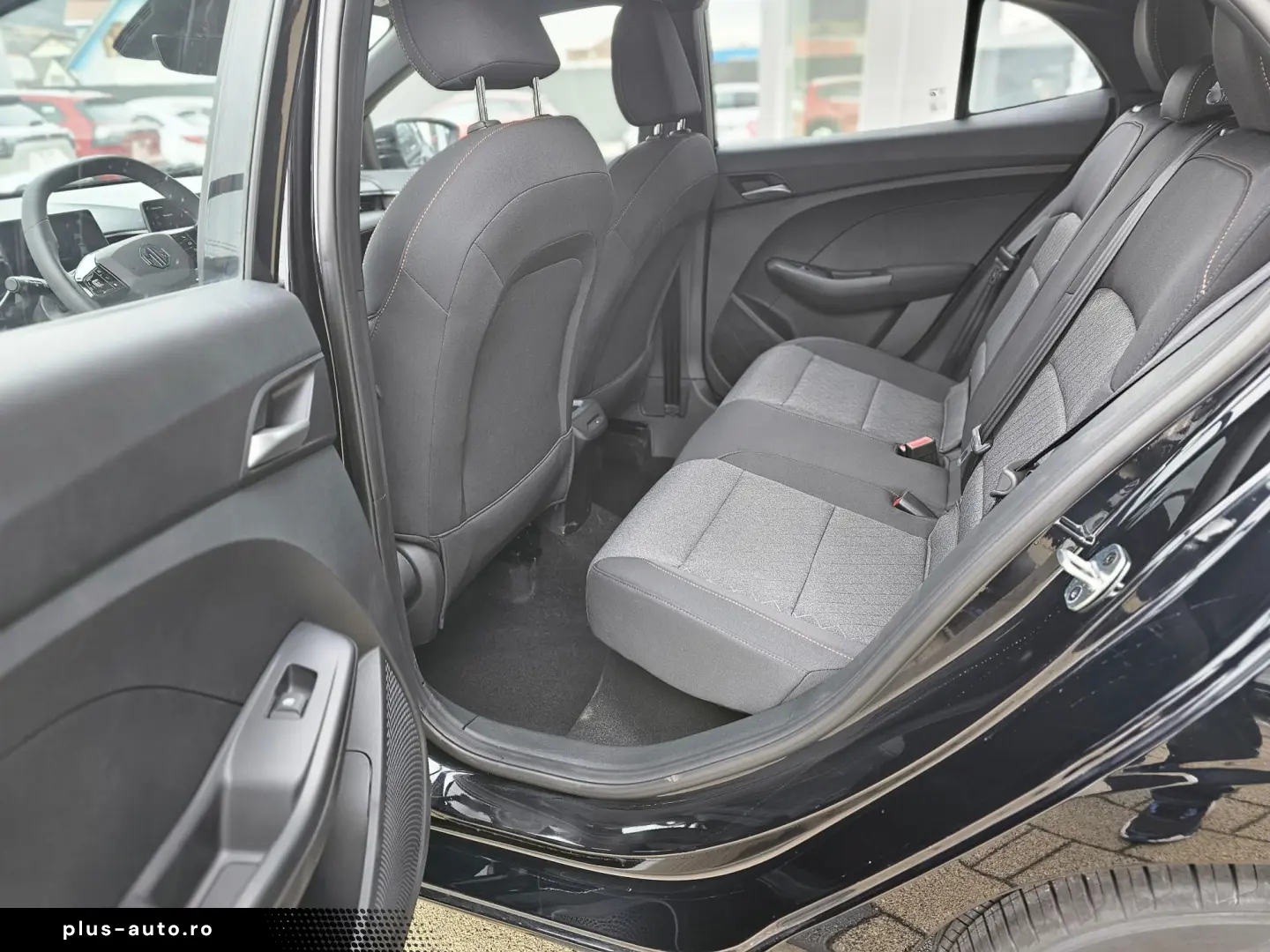 MG3 ICE 5 usi Excite 1.5L MT 114 CP M5