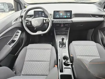 MG3 ICE 5 usi Excite 1.5L MT 114 CP M5