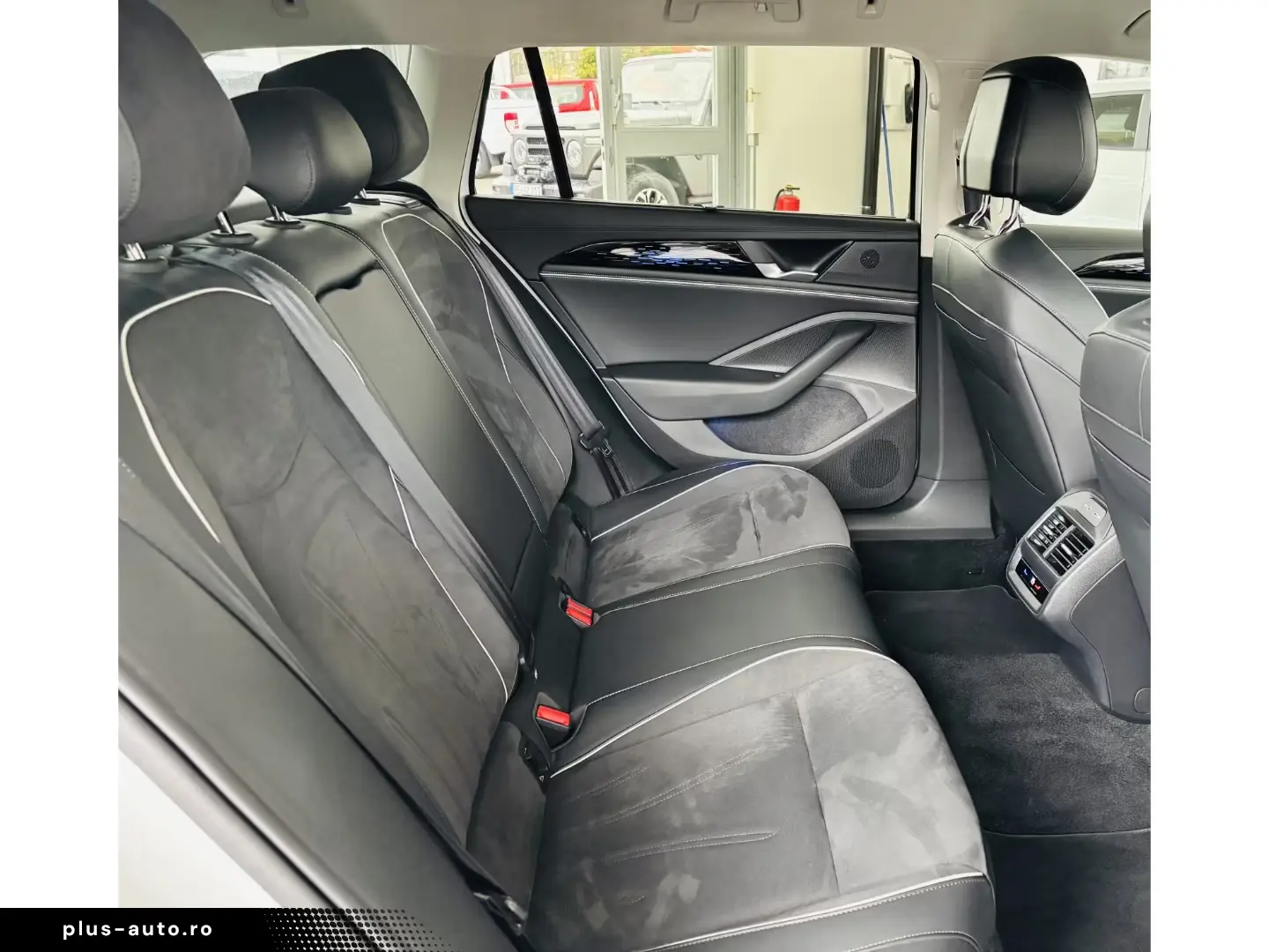 Volkswagen Passat Variant 2.0 TDI DSG Elegance ACC