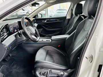 Volkswagen Passat Variant 2.0 TDI DSG Elegance ACC