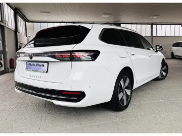 Volkswagen Passat Variant 2.0 TDI DSG Elegance ACC