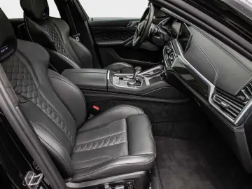 BMW X6 M Competition TV Pano Sky Lounge Laser HeadUp