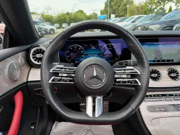 MERCEDES-BENZ E 450 4Matic AMG-LINE Burmester Airscarf 360