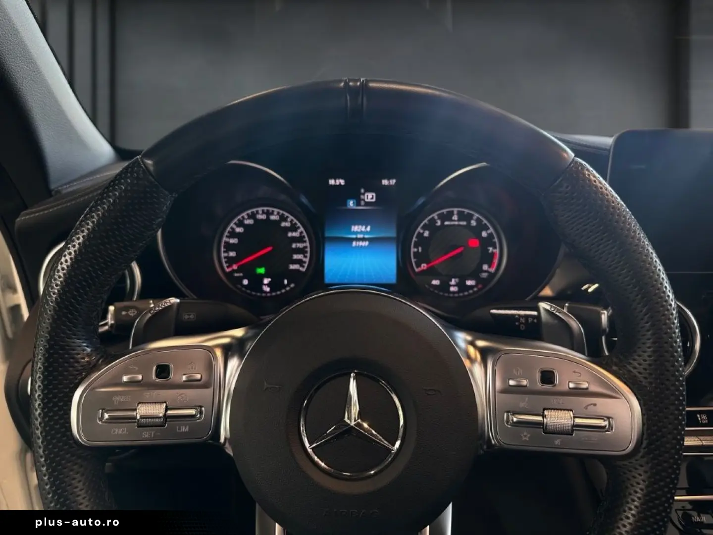 MERCEDES-BENZ C 63 AMG Cabrio Night MBeam HuD Sound Perf.AGA