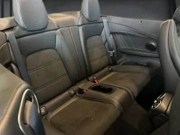 MERCEDES-BENZ C 63 AMG Cabrio Night MBeam HuD Sound Perf.AGA