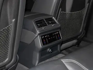 AUDI A7 Sportback 55 TFSI e qu S line HUD Pano B&O