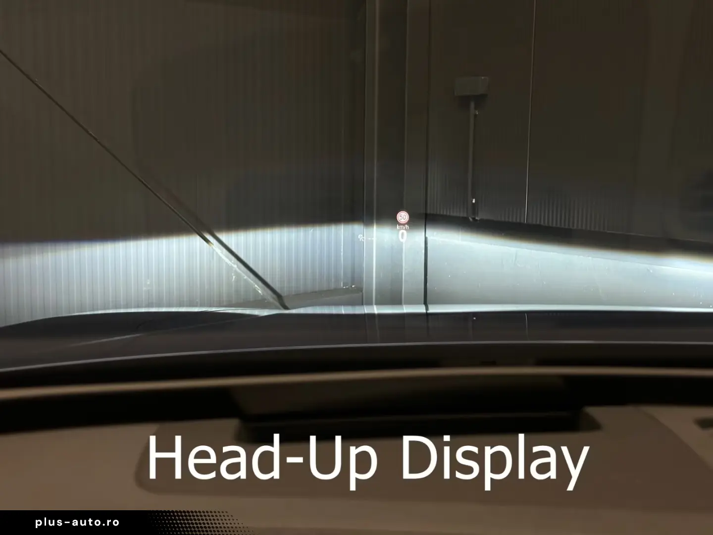 Volkswagen Passat Variant 4Motion R-Line  AHK PANORAMA HUD