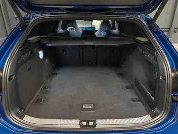Volkswagen Passat Variant 4Motion R-Line  AHK PANORAMA HUD