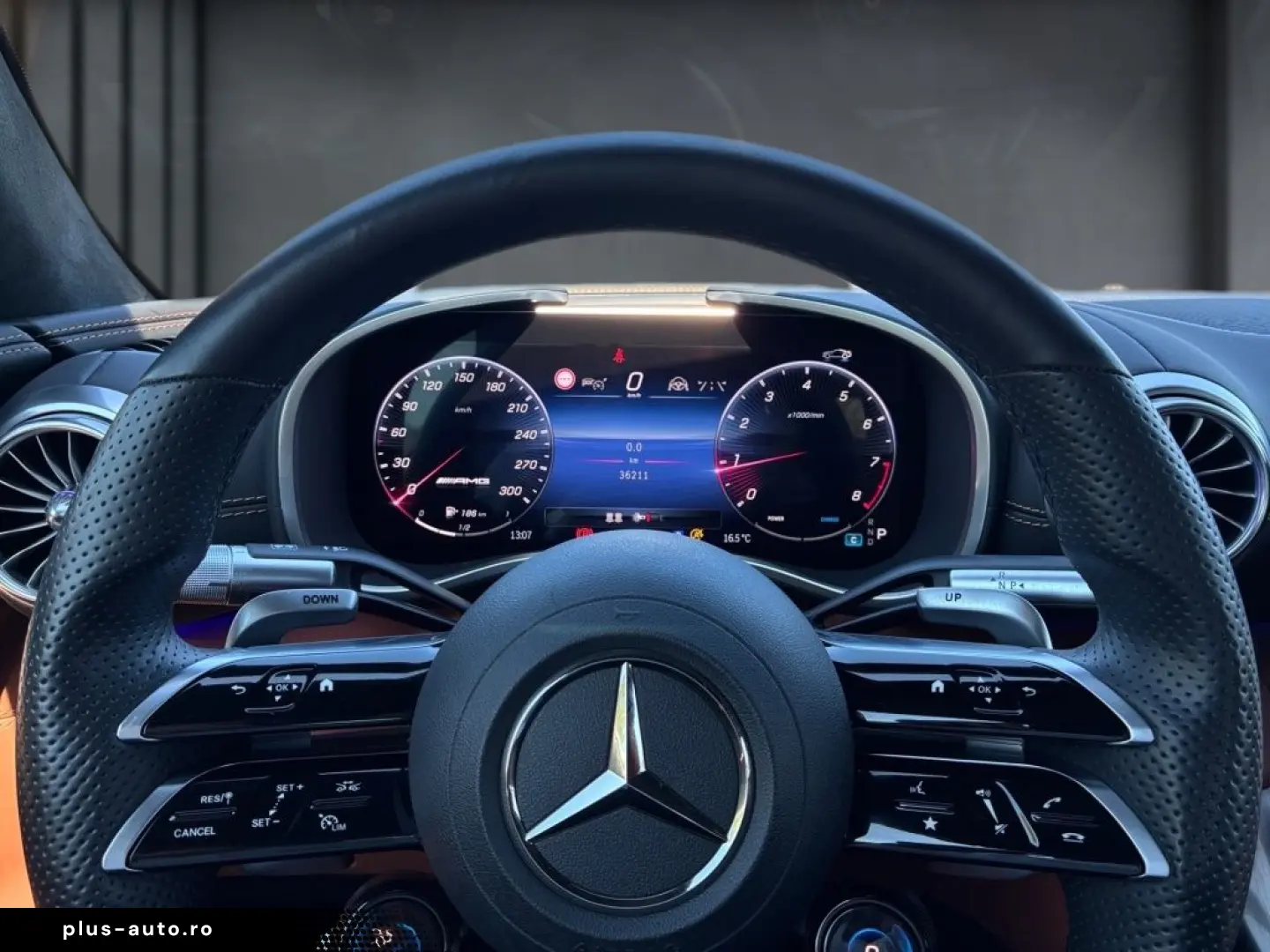 MERCEDES-BENZ AMG SL 43 HUD Massage DigitalL. Distr.