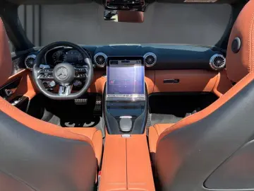 MERCEDES-BENZ AMG SL 43 HUD Massage DigitalL. Distr.