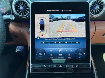 MERCEDES-BENZ AMG SL 43 HUD Massage DigitalL. Distr.