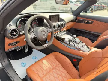 MERCEDES-BENZ AMG GT CABRIO ROADSTER AMG-PERFORMANCE-SITZE