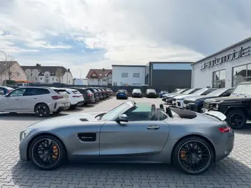 MERCEDES-BENZ AMG GT CABRIO ROADSTER AMG-PERFORMANCE-SITZE
