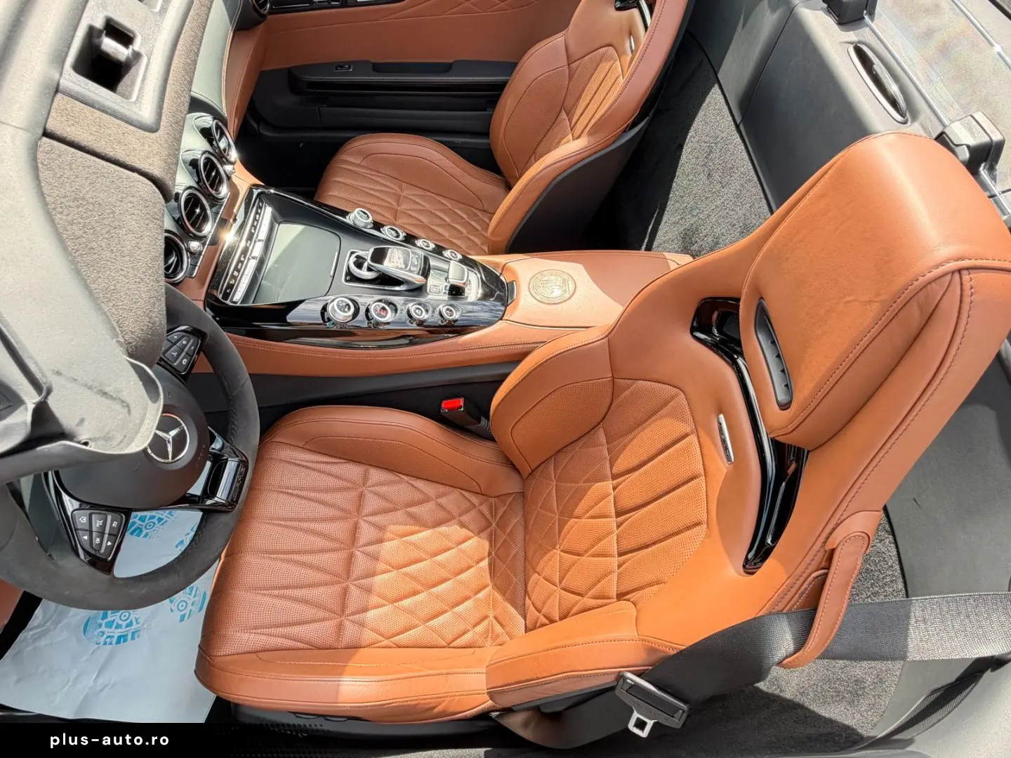 MERCEDES-BENZ AMG GT CABRIO ROADSTER AMG-PERFORMANCE-SITZE