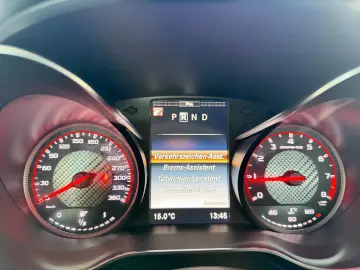 MERCEDES-BENZ AMG GT CABRIO ROADSTER AMG-PERFORMANCE-SITZE