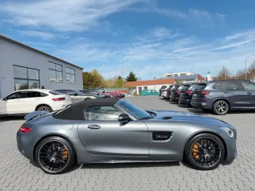 MERCEDES-BENZ AMG GT CABRIO ROADSTER AMG-PERFORMANCE-SITZE