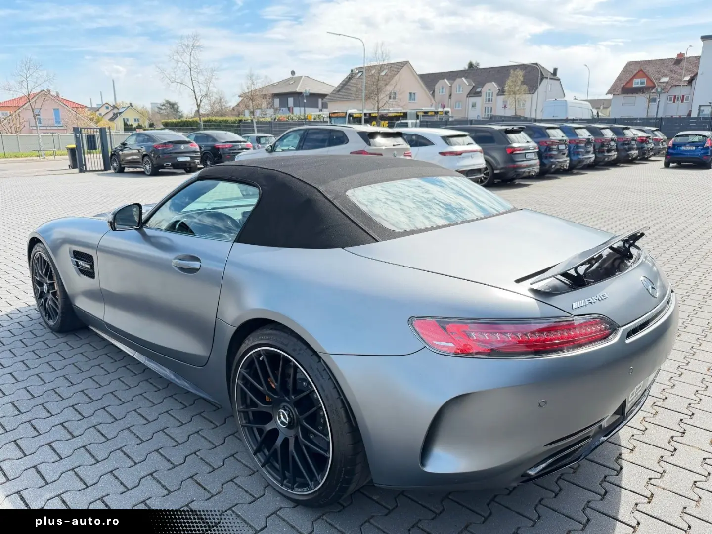 MERCEDES-BENZ AMG GT CABRIO ROADSTER AMG-PERFORMANCE-SITZE