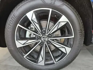 MG Noul HS HEV 5 uși Exclusive 1.5 T-GDi HEV 224 CP AT