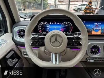 Mercedes-Benz G450d Massage Ventil 360 Burmester Sunroof