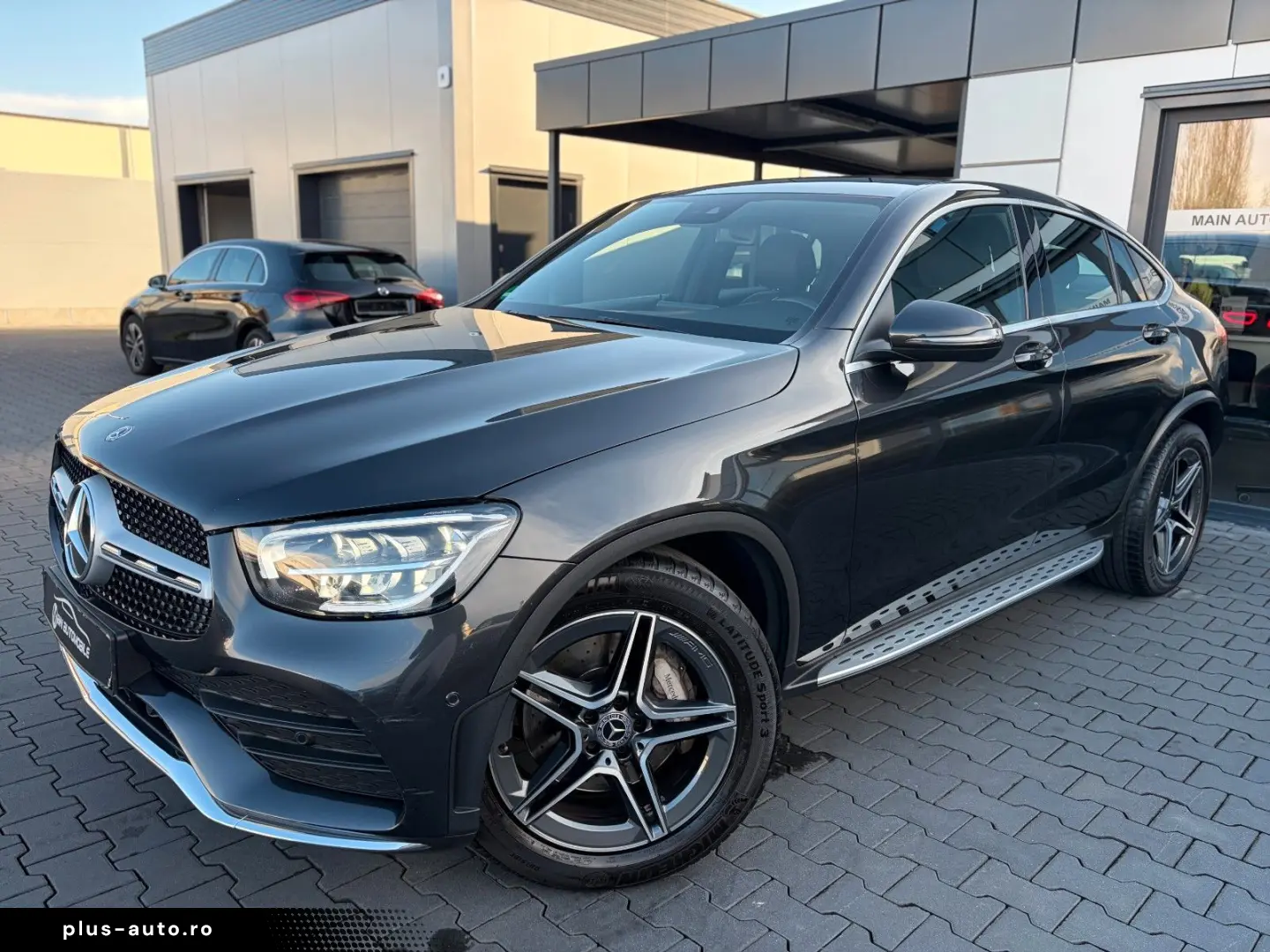 MERCEDES-BENZ GLC 300 Coupe AMG-Sport 4Matic Burmester Kam