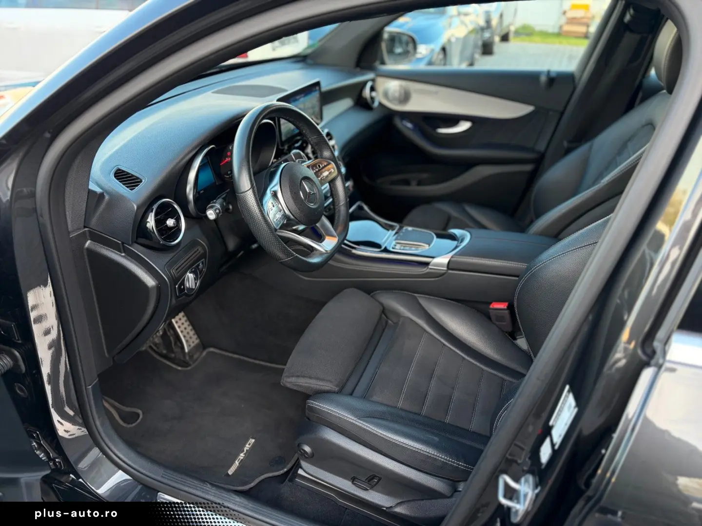MERCEDES-BENZ GLC 300 Coupe AMG-Sport 4Matic Burmester Kam