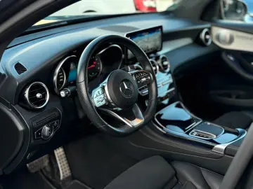 MERCEDES-BENZ GLC 300 Coupe AMG-Sport 4Matic Burmester Kam