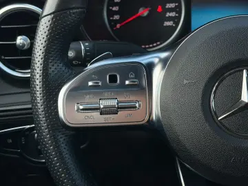 MERCEDES-BENZ GLC 300 Coupe AMG-Sport 4Matic Burmester Kam