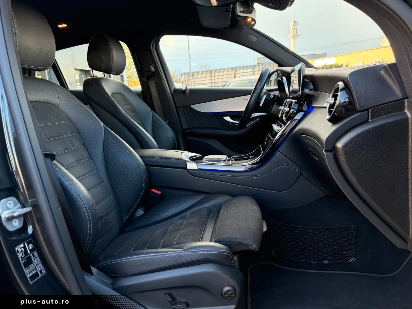 MERCEDES-BENZ GLC 300 Coupe AMG-Sport 4Matic Burmester Kam
